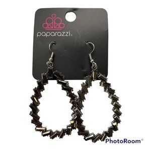 Paparazzi Silver Earring